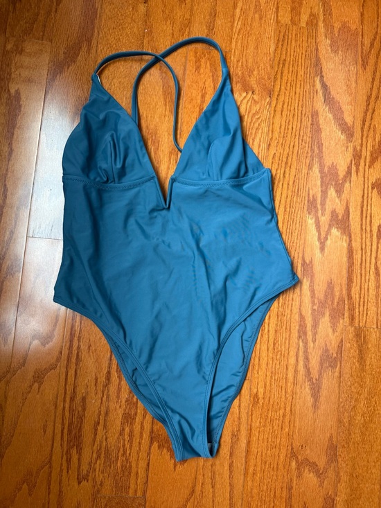 Cupshe Other - Cupshe Teal Blue V-Neck One-Piece Swimsuit with Strappy Back